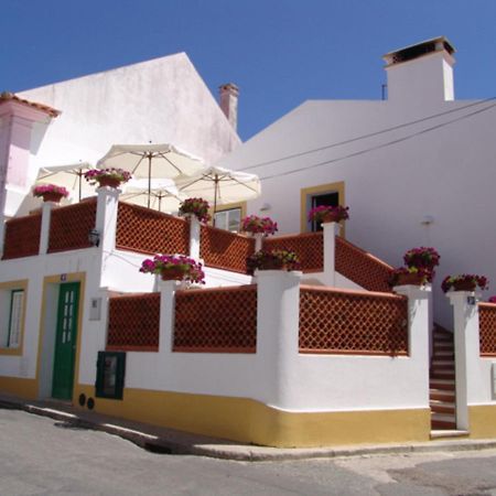 Hotel Casa Do Adro Da Igreja Turismo De Habitacao Vila Nova de Milfontes Exterior foto